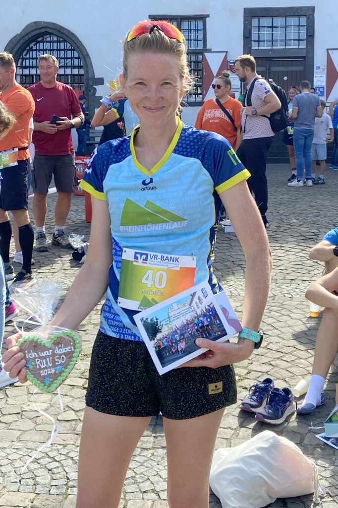 2024-09-22 Rheinhöhenlauf - RUN50 - Isa war dabei