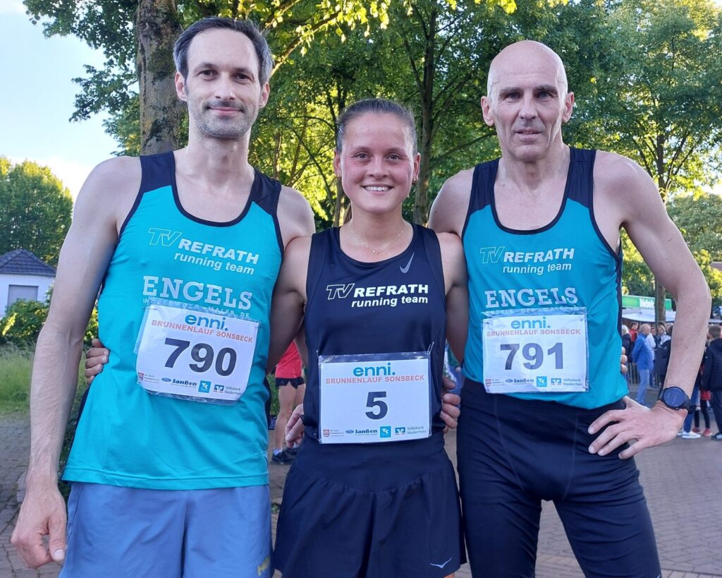 2025-05-28 Sonsbeck Brunnenlauf - im Ziel 3 TVRler 2