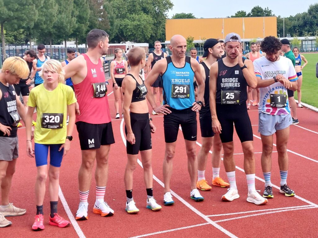 2025-08-08 Ddf Track Night - Start 5000m mit J. Ritter